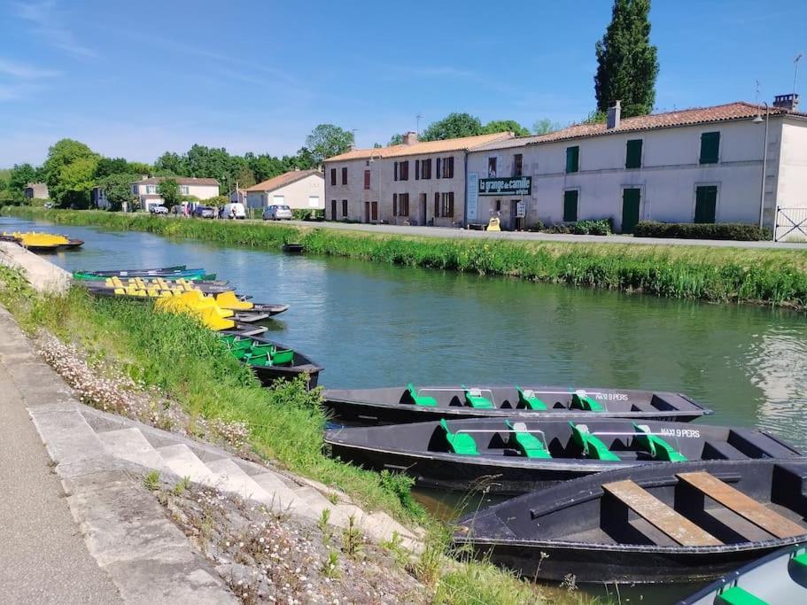 Gite Le Vieux Moulin Sansais Esterno foto